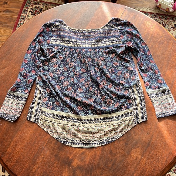 Lucky Brand Red, Blues, and off-white Boho Top Sz XS - Picture 2 of 4